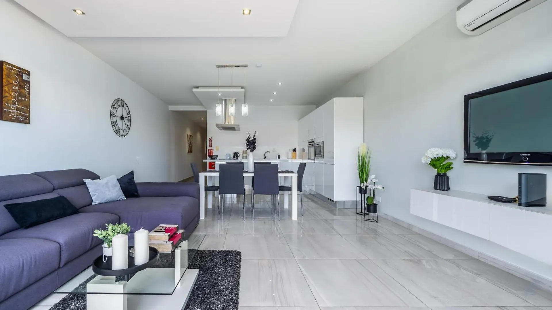 Large & Modern 3Br Seafront Apartment With Large Balcony - Close To Saint Julian'S, Sliema, & Manoel Island Gzira Malta