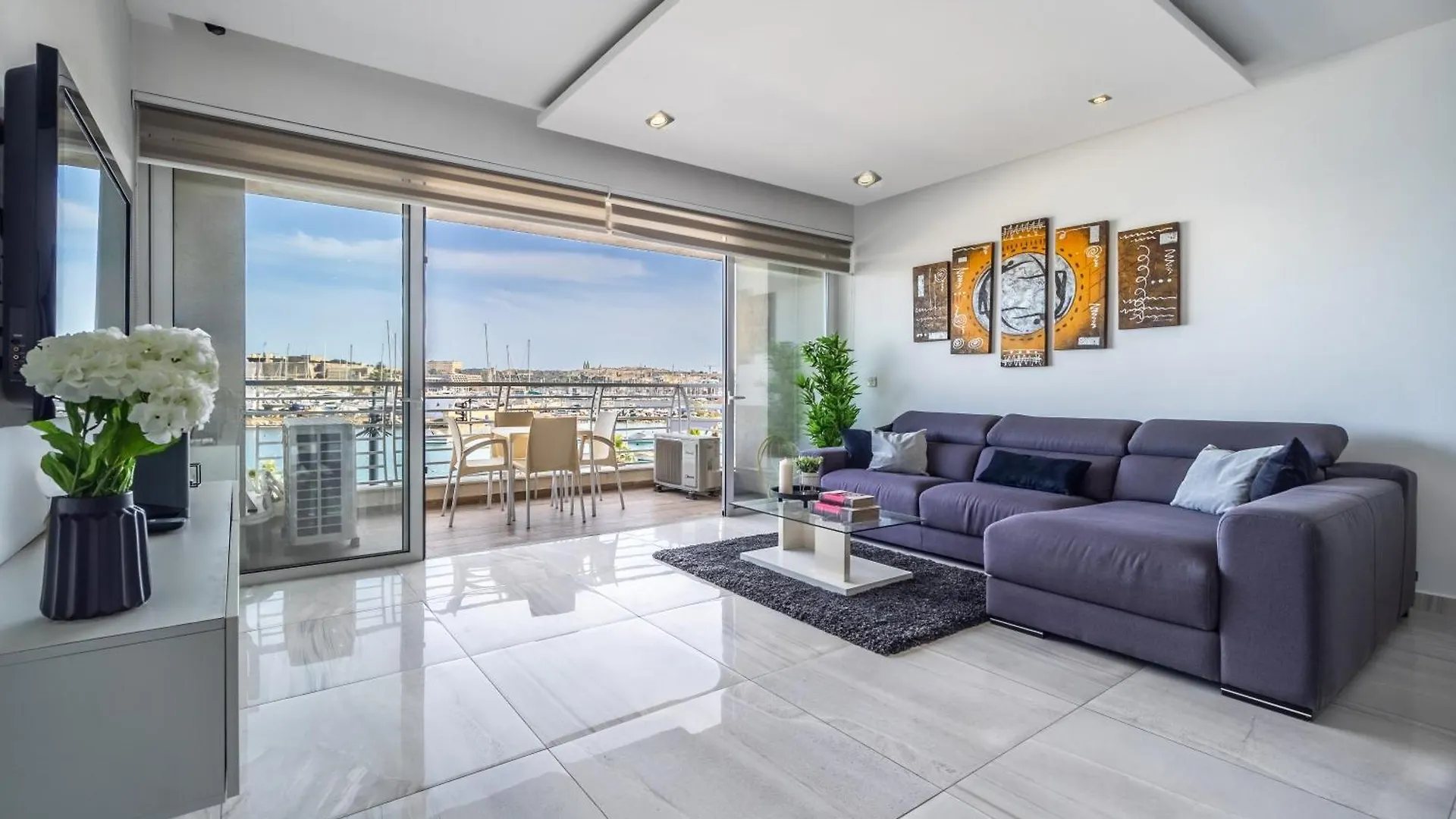 Large & Modern 3Br Seafront Apartment With Large Balcony - Close To Saint Julian'S, Sliema, & Manoel Island Gzira 0*,